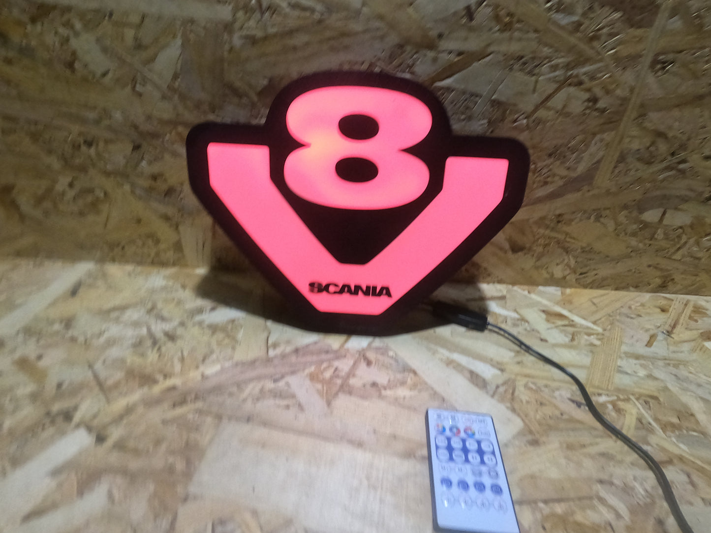 LIGHTBOX LETRERO LUMINOSO LUNA SCANIA V8